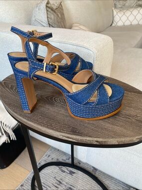 SCHUTZ - Like new - Jean Platform Heels!